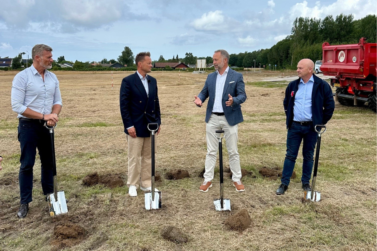Første Spadestik på Æbleløkkerne - nyt boligkvarter i Rønne Syd